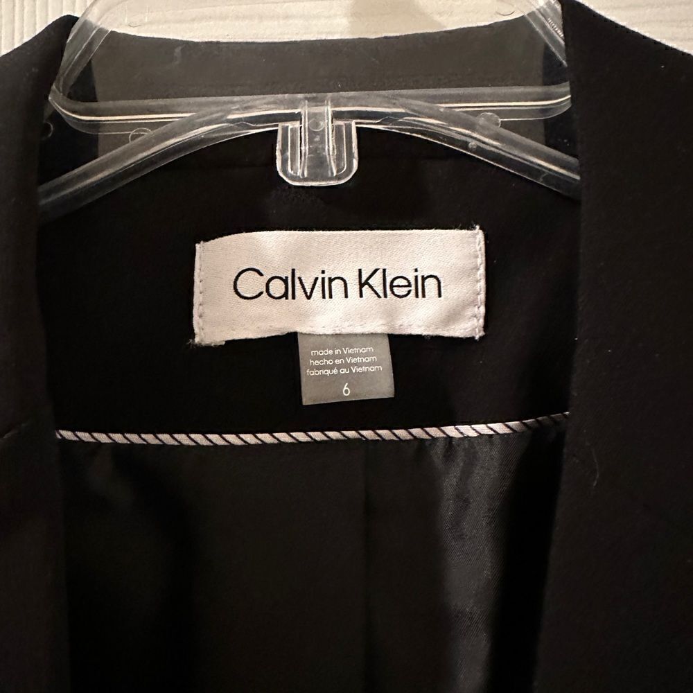 Calvin Klein Women's 2 Button Jacket - Picture 6 of 8